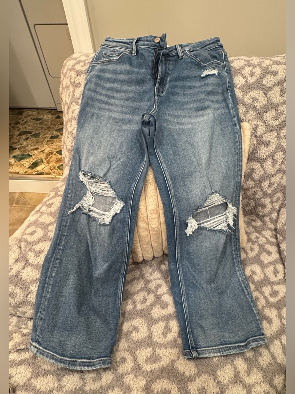 Lovervet High-Rise Women's Jeans in Medium Blue